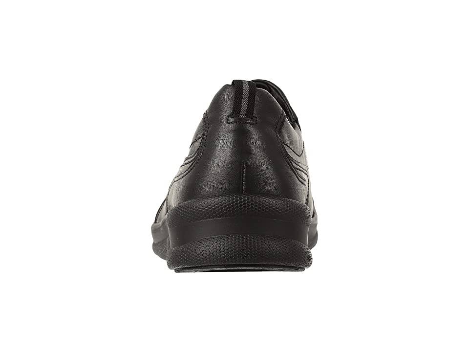 Black 11 Wide Cruise Shoes C18102