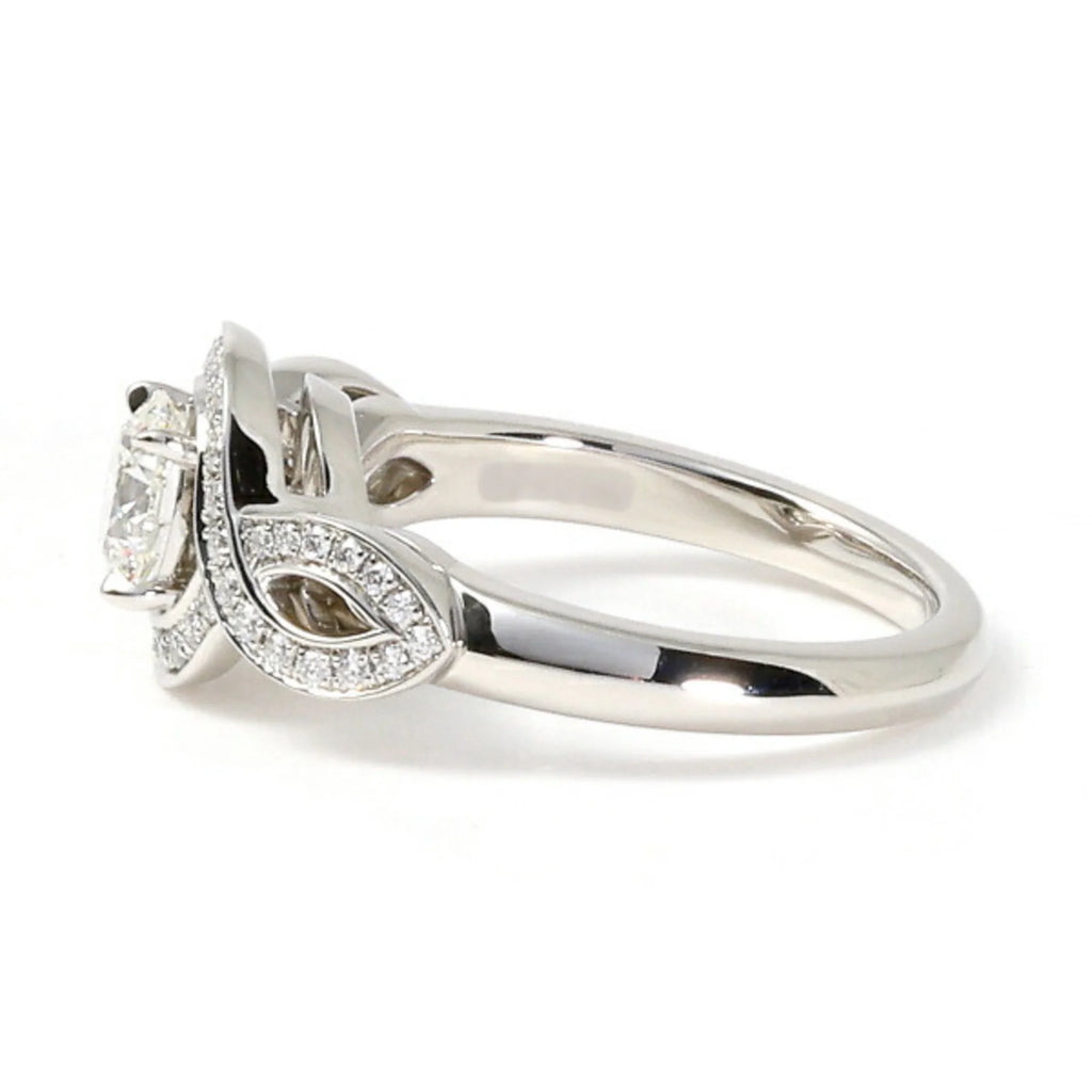 Lily Cluster Engagement Ring PT950 T7233