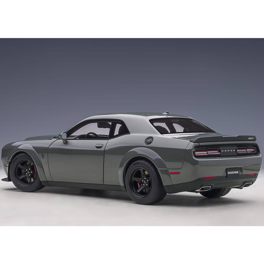 1/18 Gray Model Car F424265