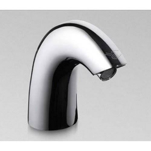 Polished Chrome Single Hole Bathroom Faucet Z383495