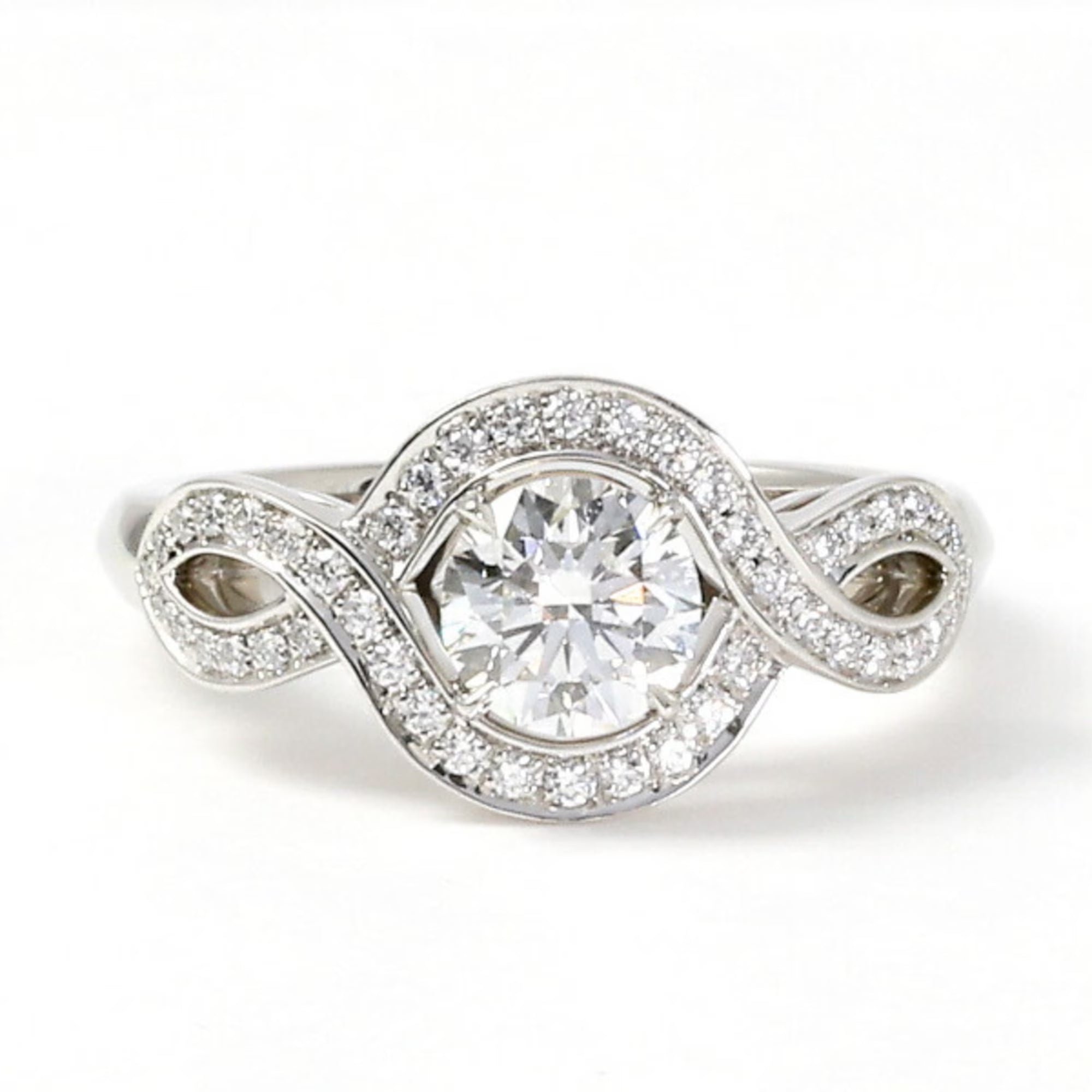 Lily Cluster Engagement Ring PT950 T7233