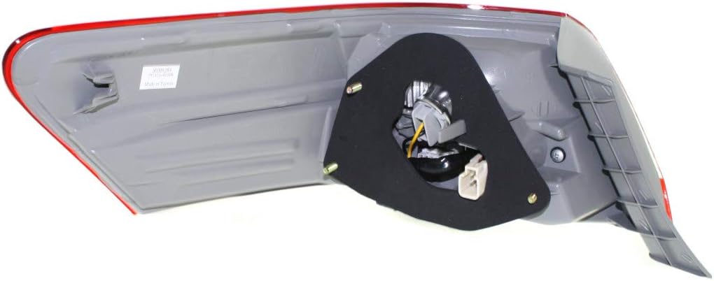 Passenger Side Tail Light Assembly G436901