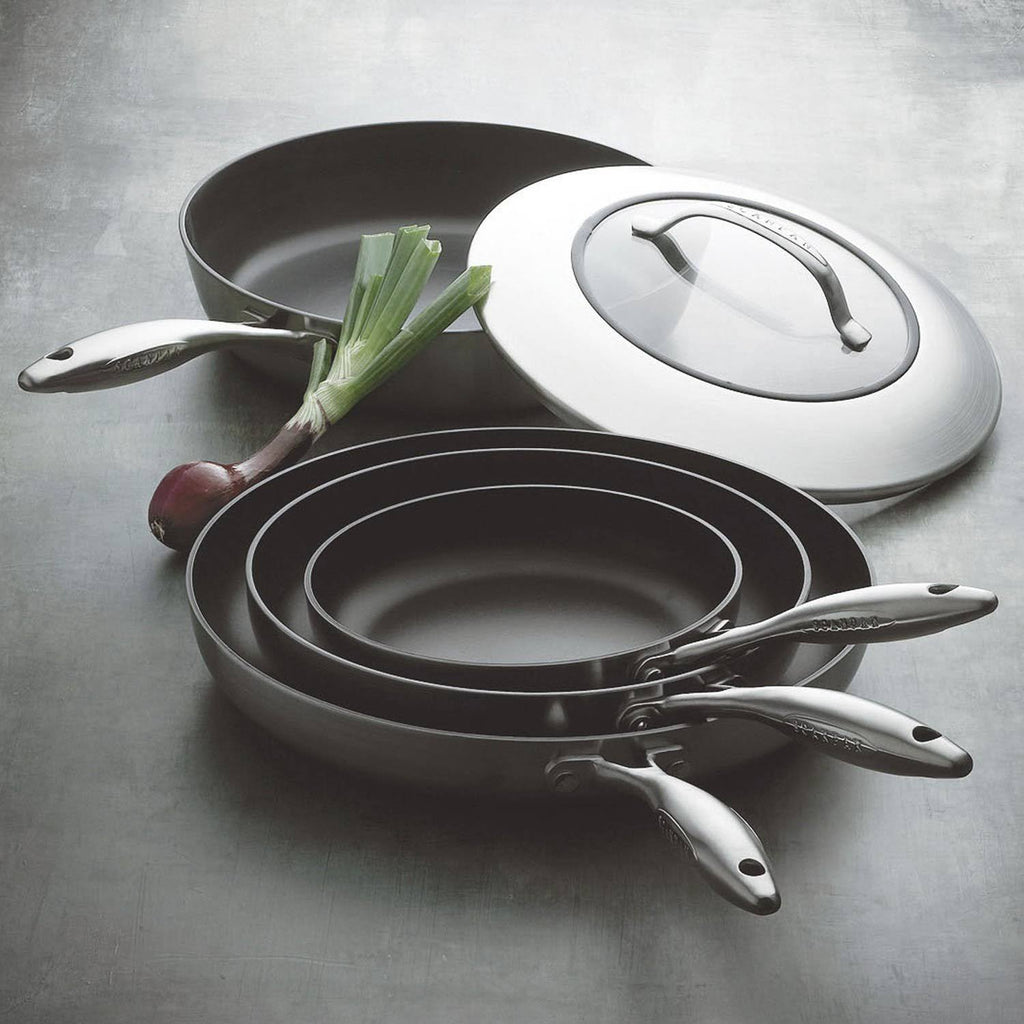 Covered Saute Pan Q32257