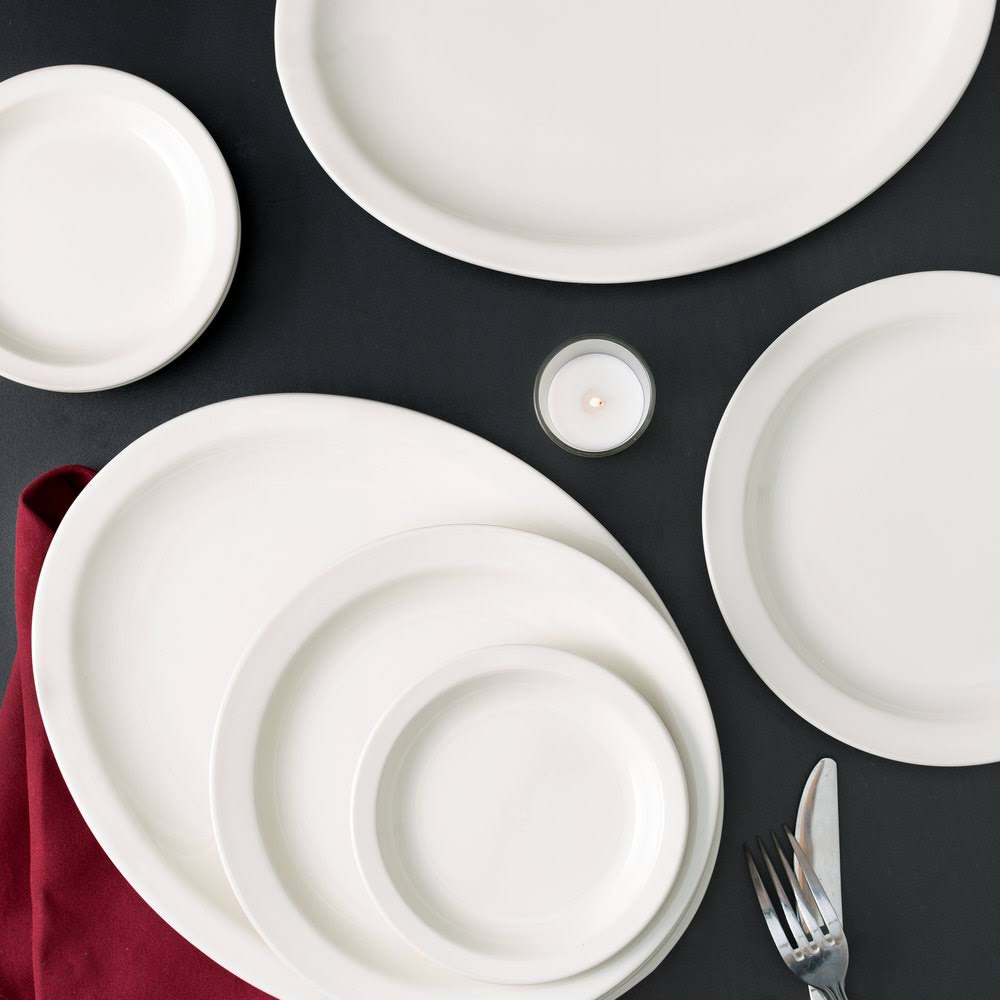 8 1/4x22 Ivory Narrow Rim Stoneware Plate - 36/Case H417517