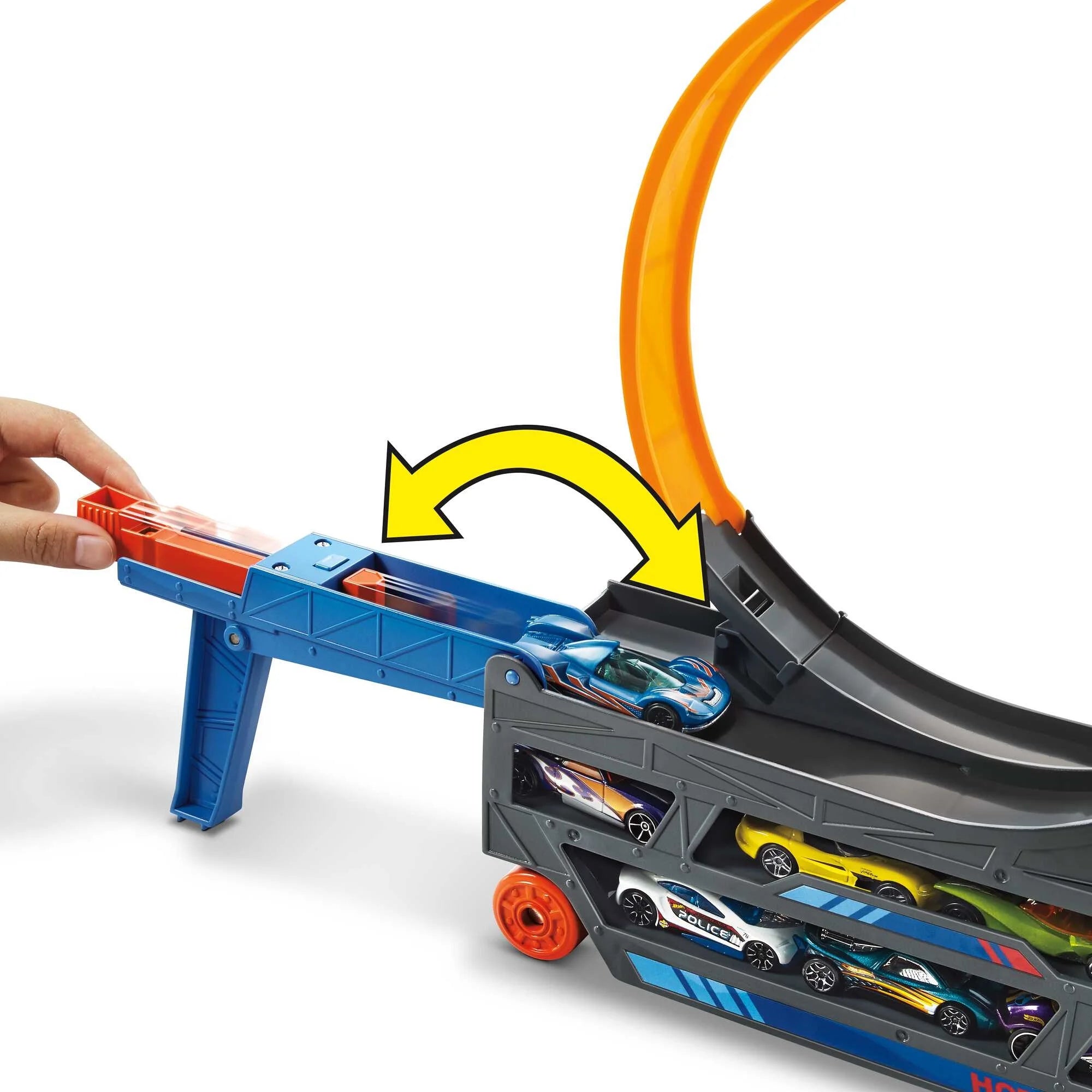 Hot Wheels Stunt and Go Transporter Truck F644343