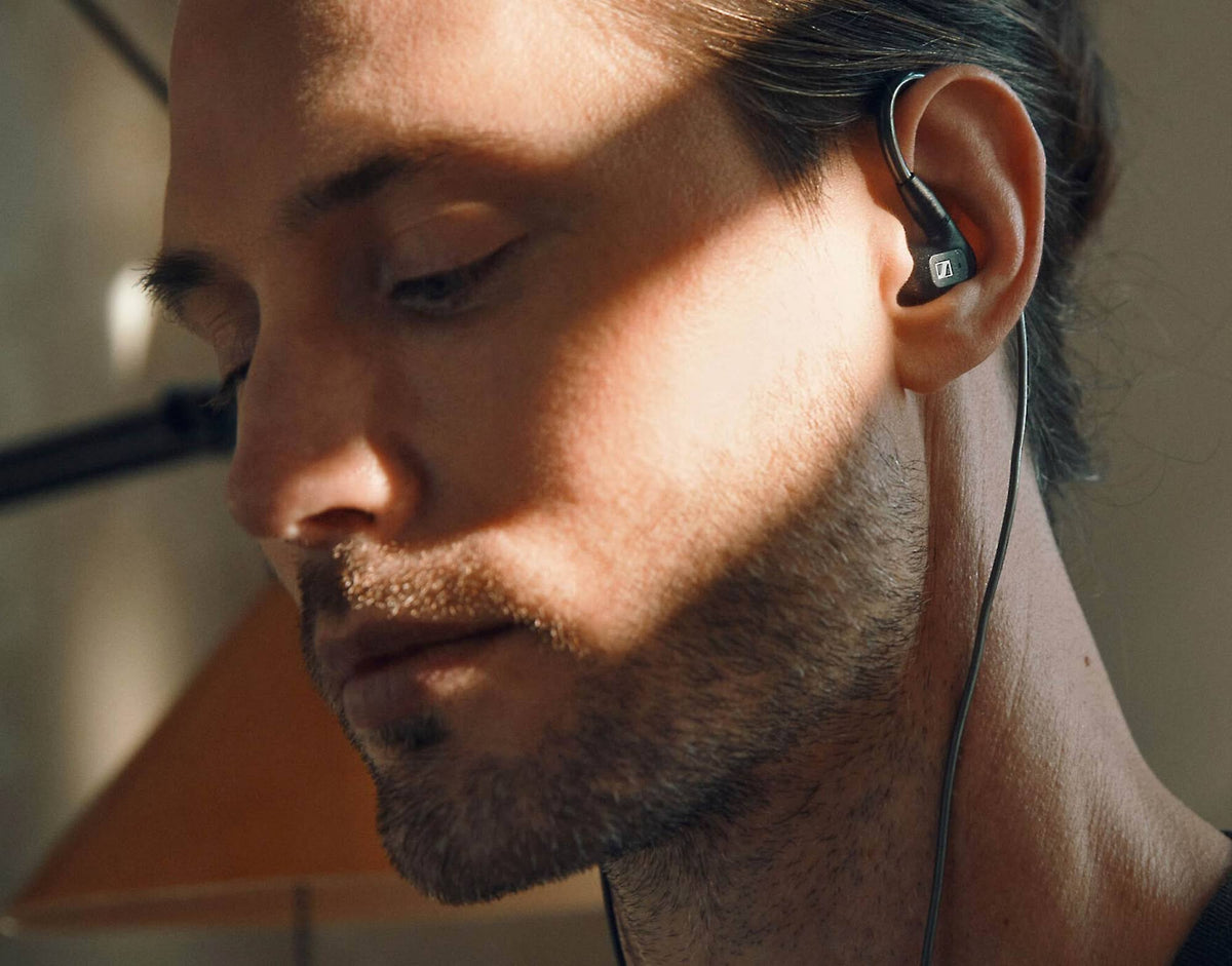 IE 300 In-Ear Headphones T83636