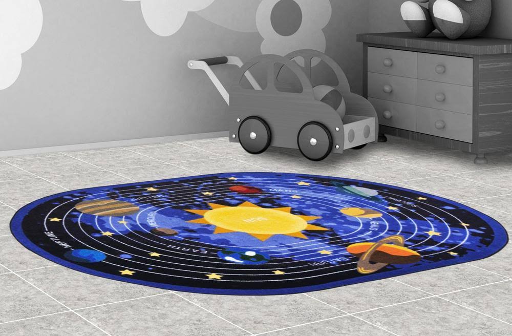 7'7"x22 Round Black Carpet I753