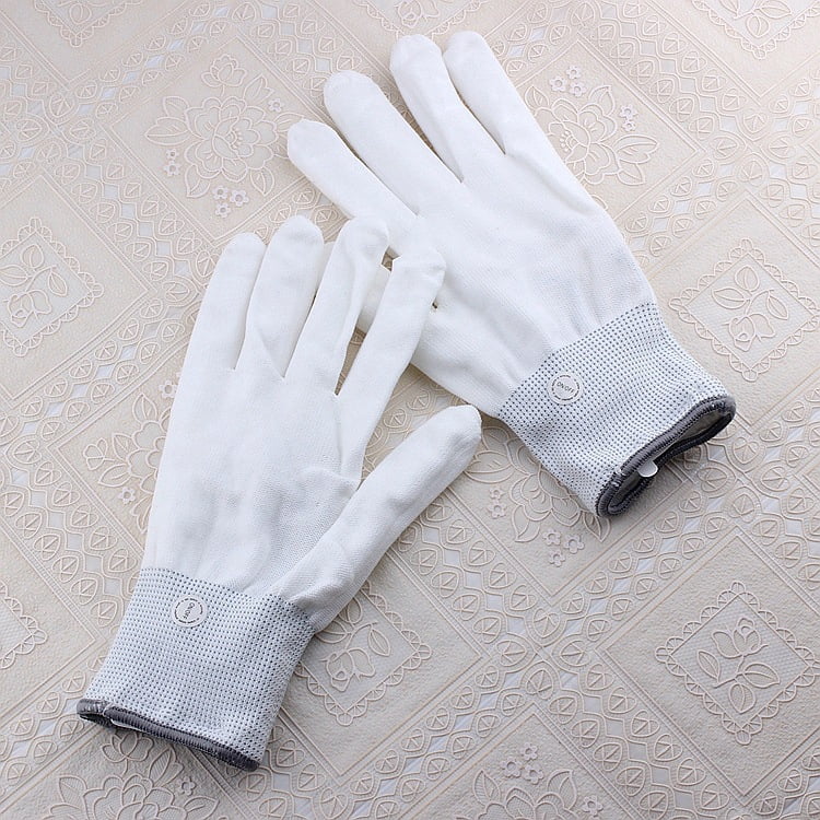 LED Gloves with 6 Flashing Mode (1 Pair) R121415