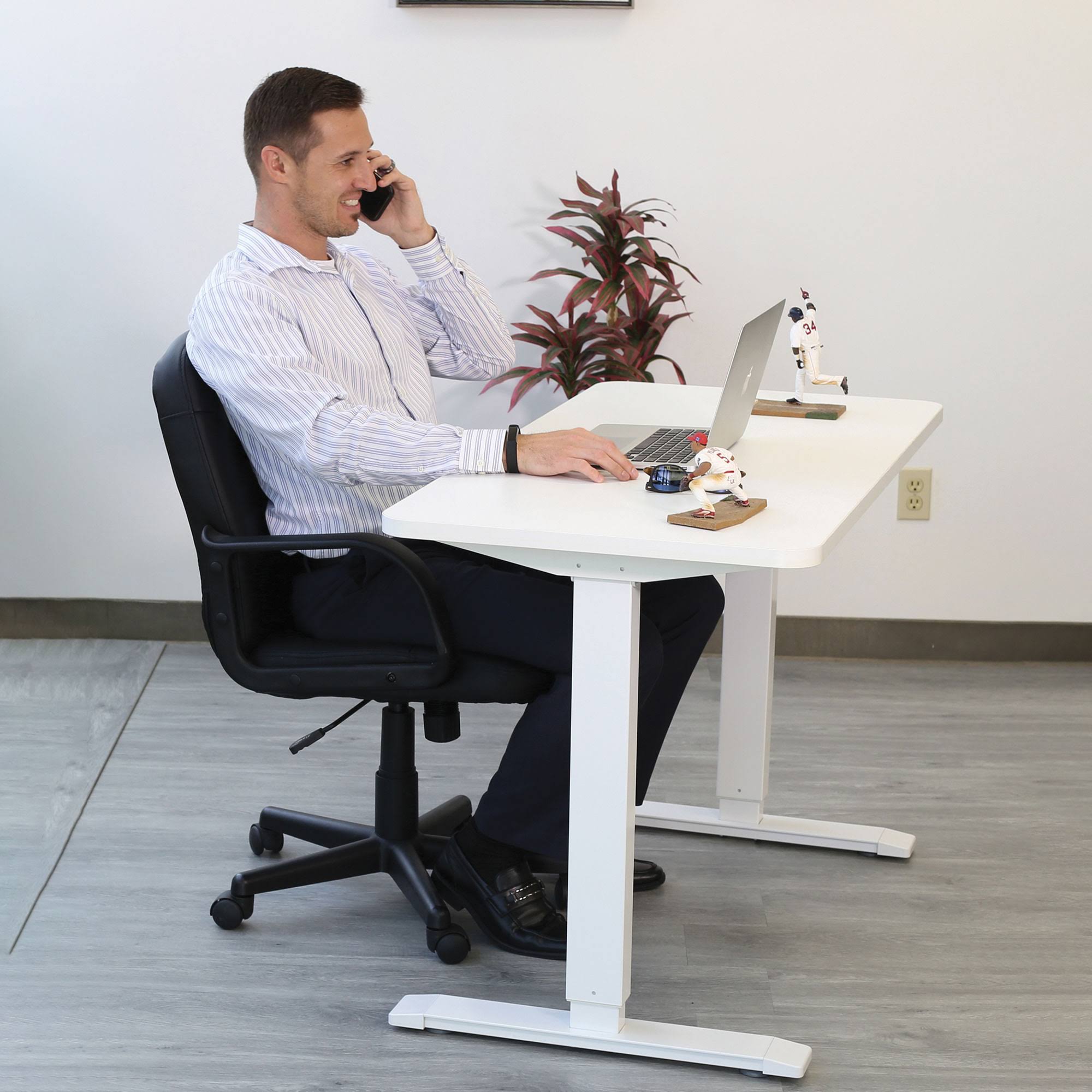 Electric Standing Desk V349910