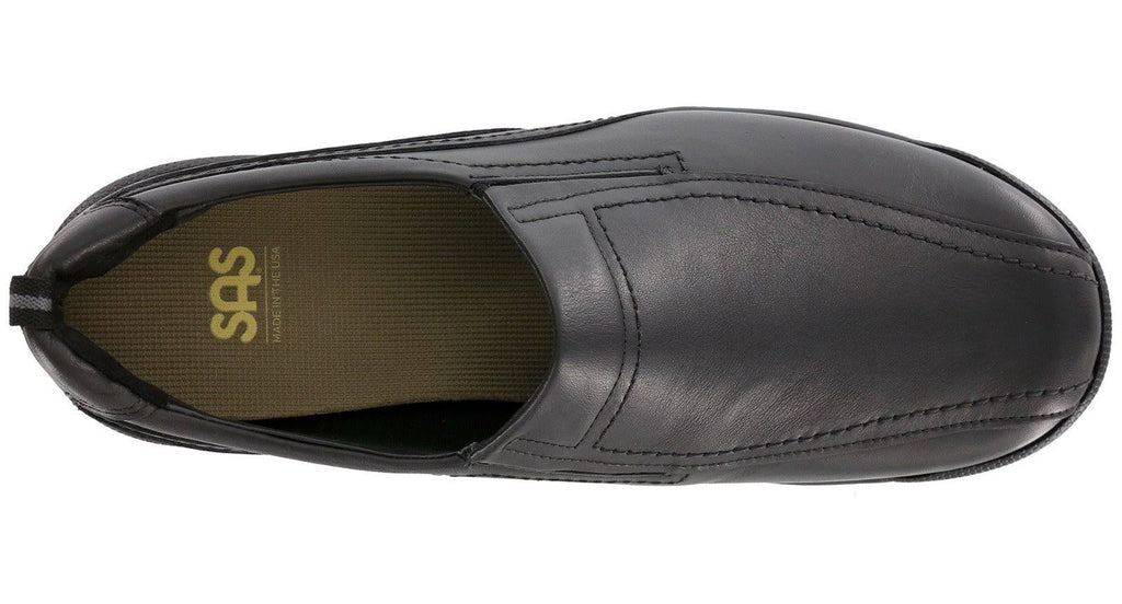 Black 11 Wide Cruise Shoes C18102